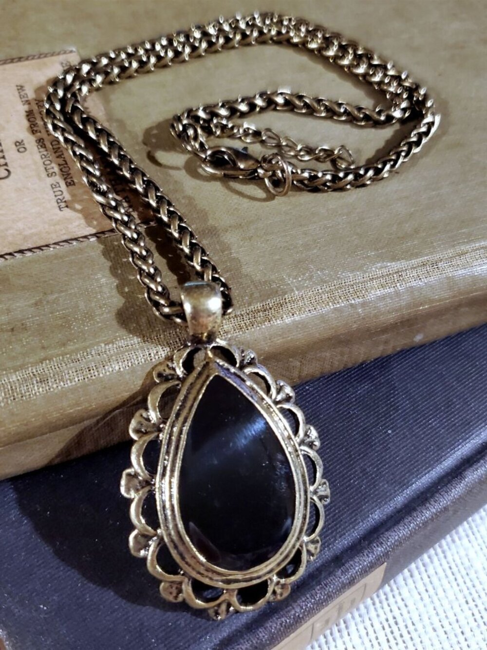 Victorian Steampunk Retro Style Black Antique Brass Teardrop Pendant Necklace